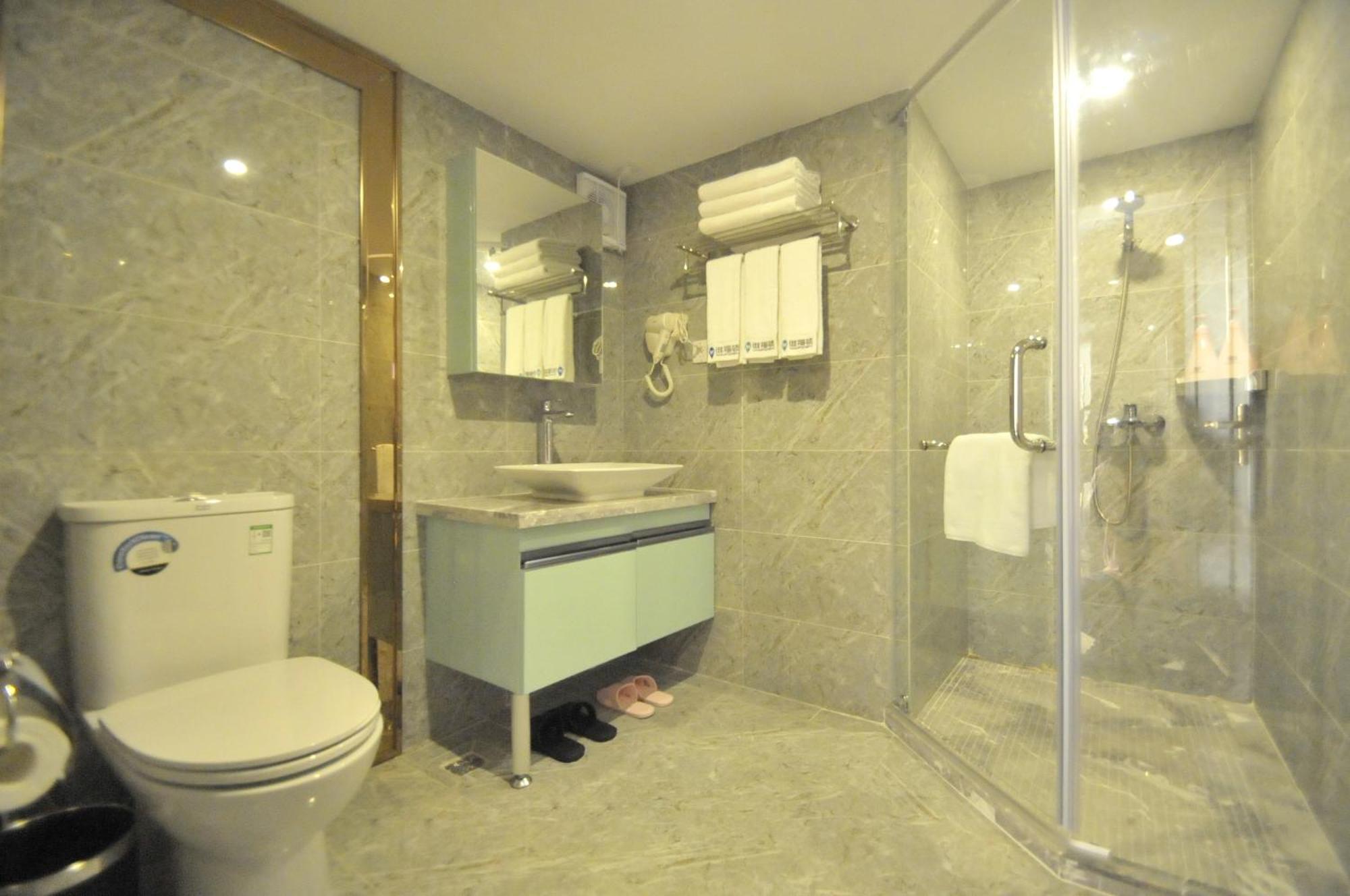 Waifiden Duplex Hotel Apartment Zhongyong Jinyu Branch-Free Shuttle Bus During The Canton Fair Exterior foto